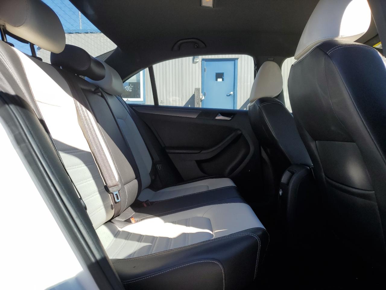 VOLKSWAGEN JETTA SPORT