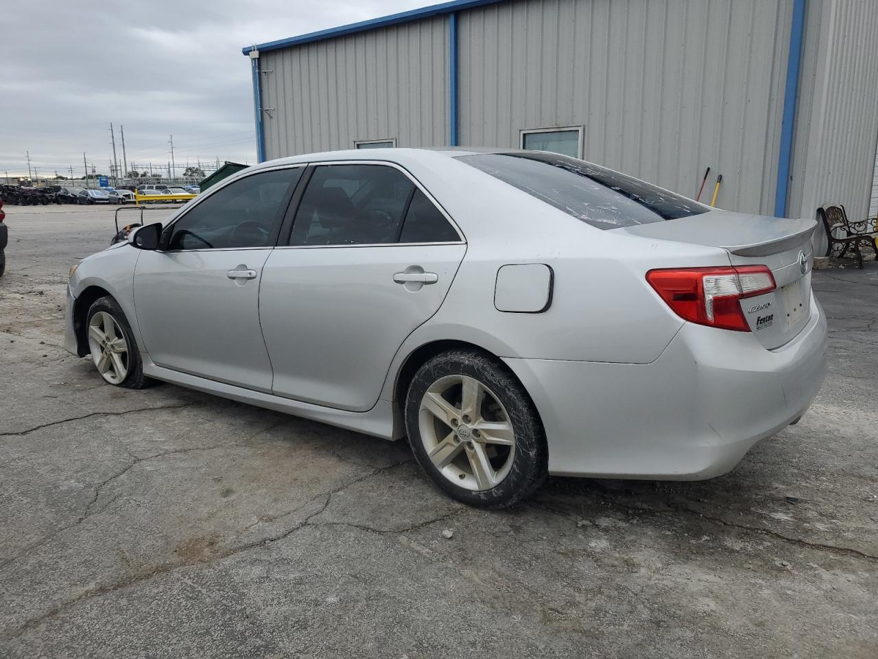 TOYOTA CAMRY L