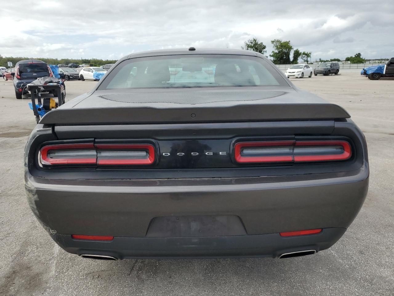 DODGE CHALLENGER SXT
