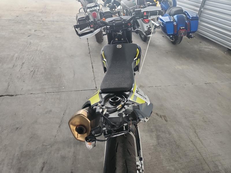 2024 HUSQVARNA SUPERMOTO #3311452231