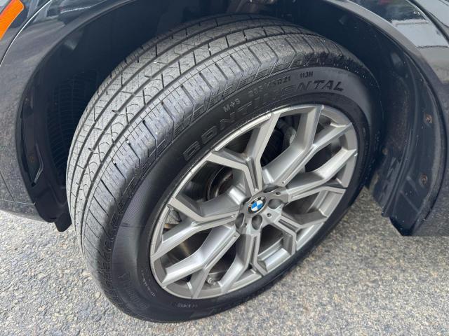 2021 BMW X7 XDRIVE4 5UXCW2C01M9G78181