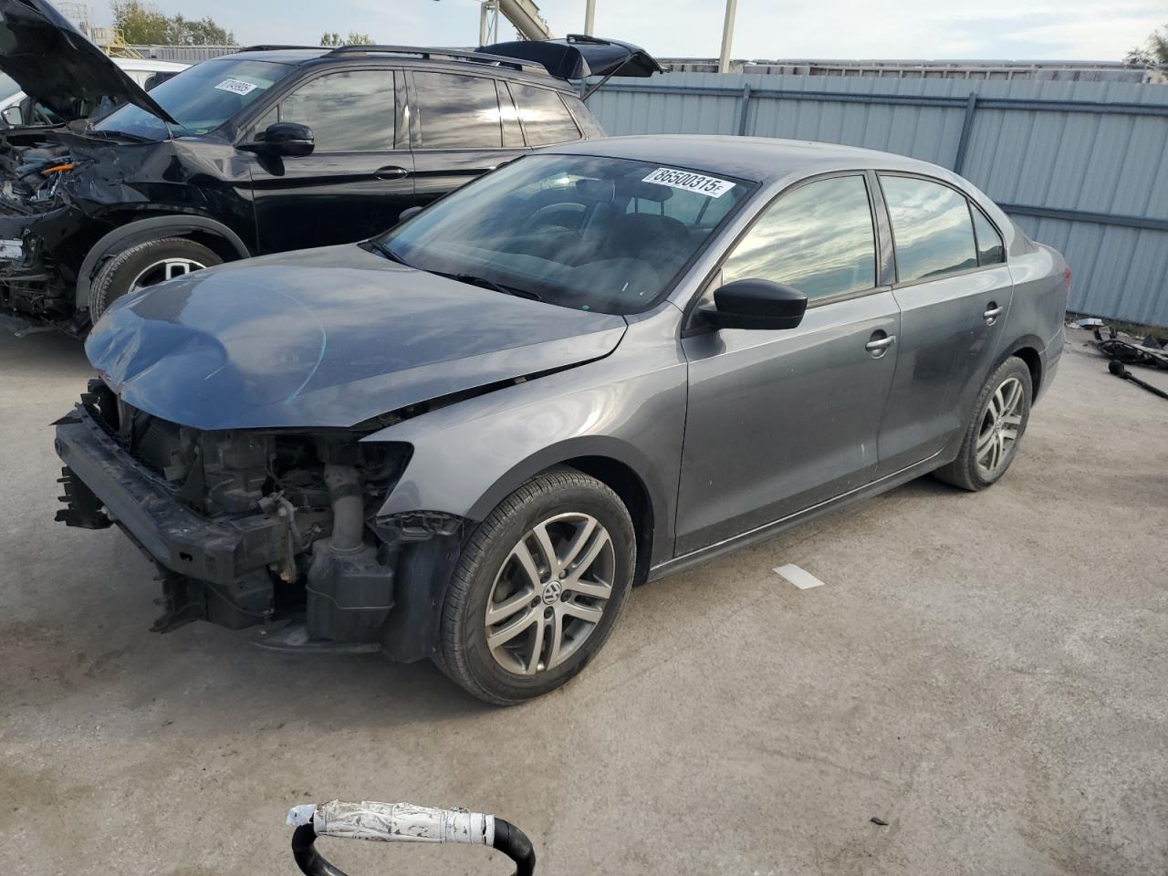 VOLKSWAGEN JETTA BASE