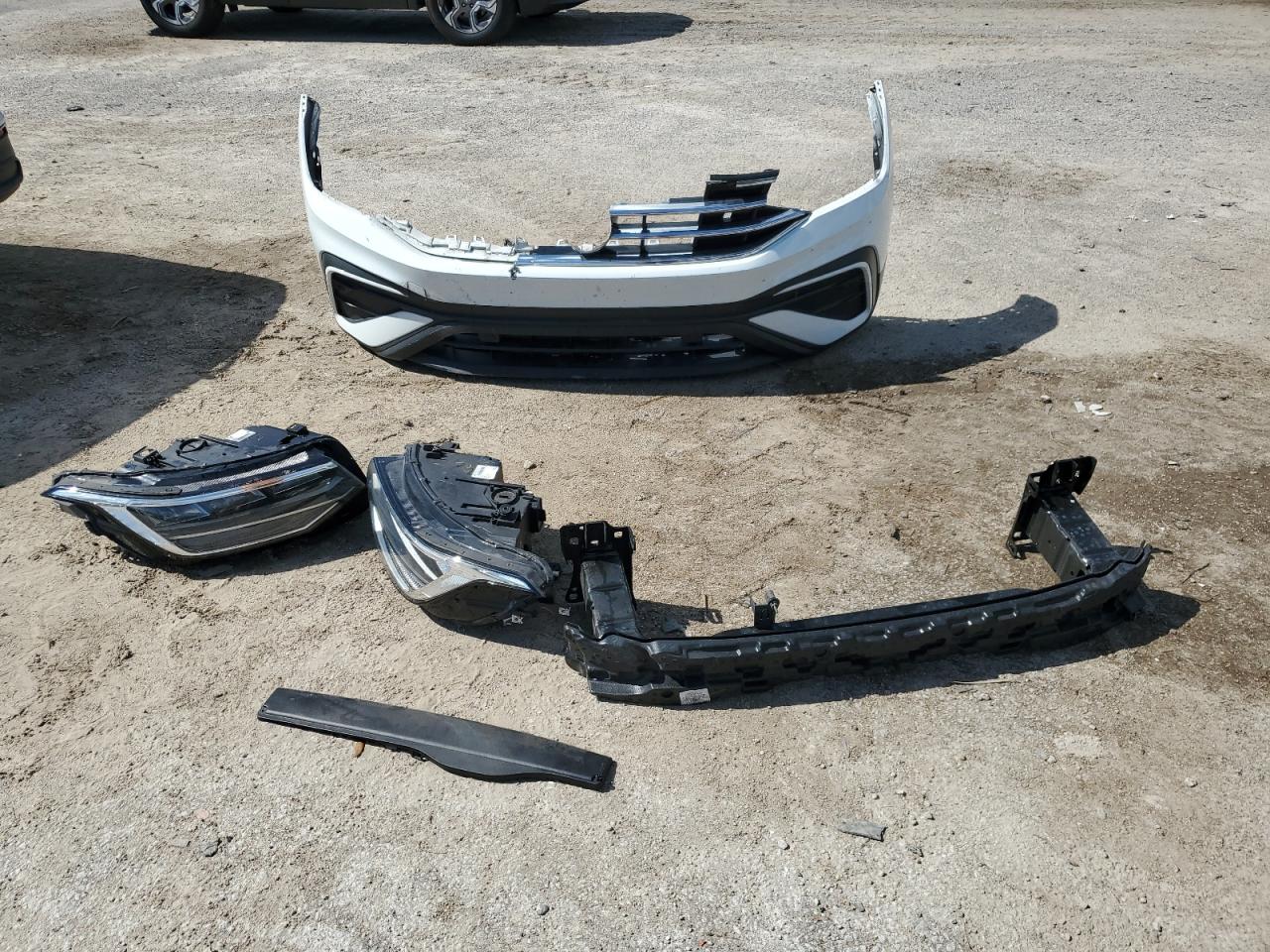 VOLKSWAGEN TIGUAN SE