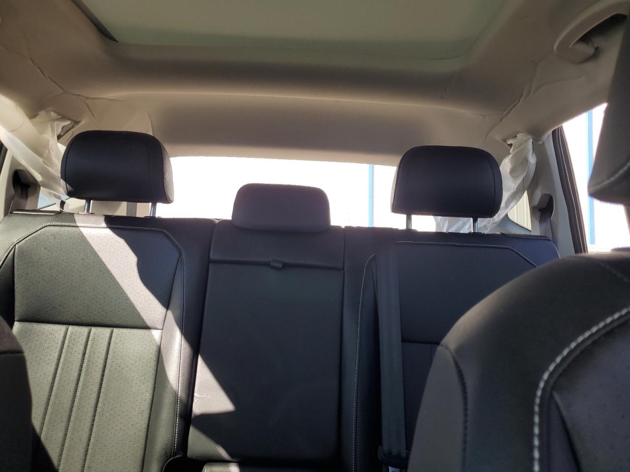 VOLKSWAGEN TIGUAN SE