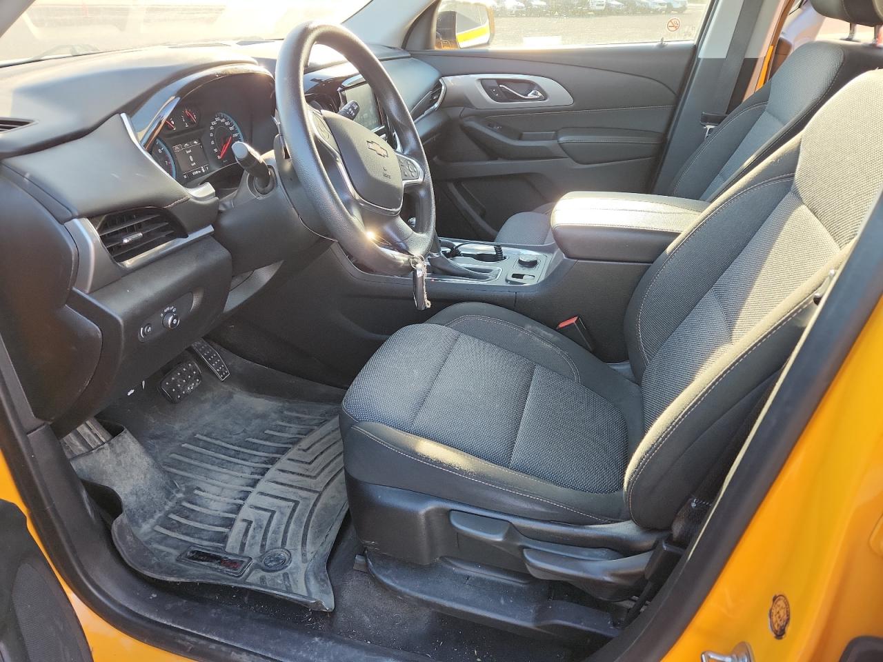 CHEVROLET TRAVERSE LS