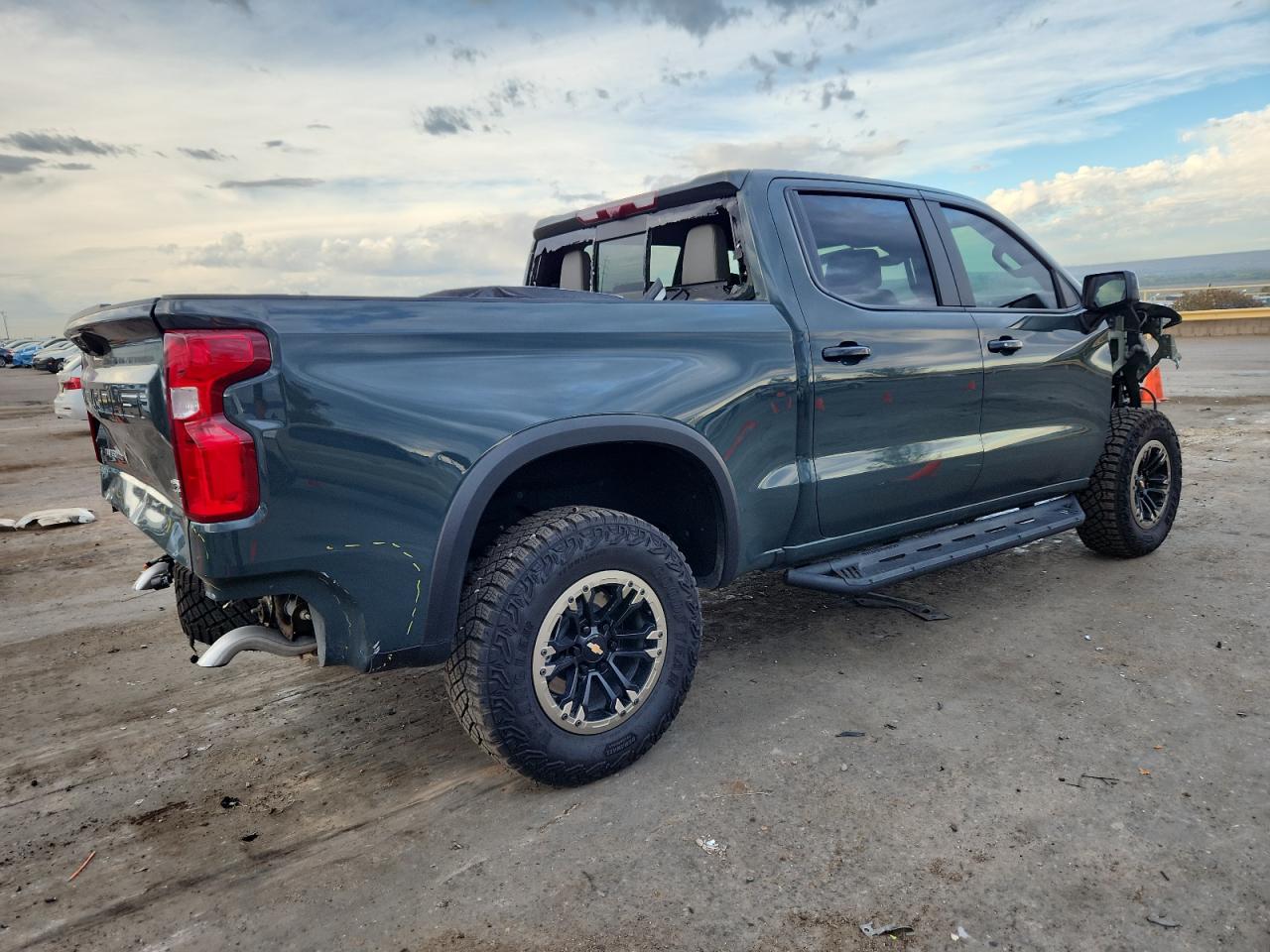 CHEVROLET SILVERADO K1500 ZR2