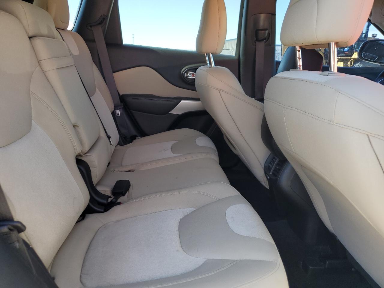 JEEP GRAND CHEROKEE LATITUDE