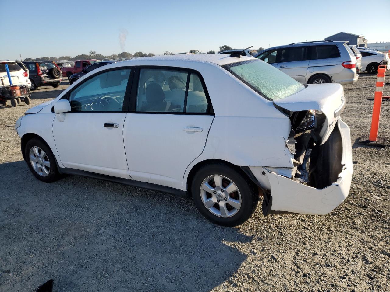 Lot #3317134980 2010 NISSAN VERSA S