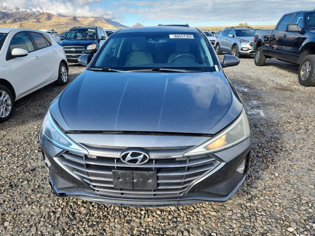 HYUNDAI ELANTRA SEL