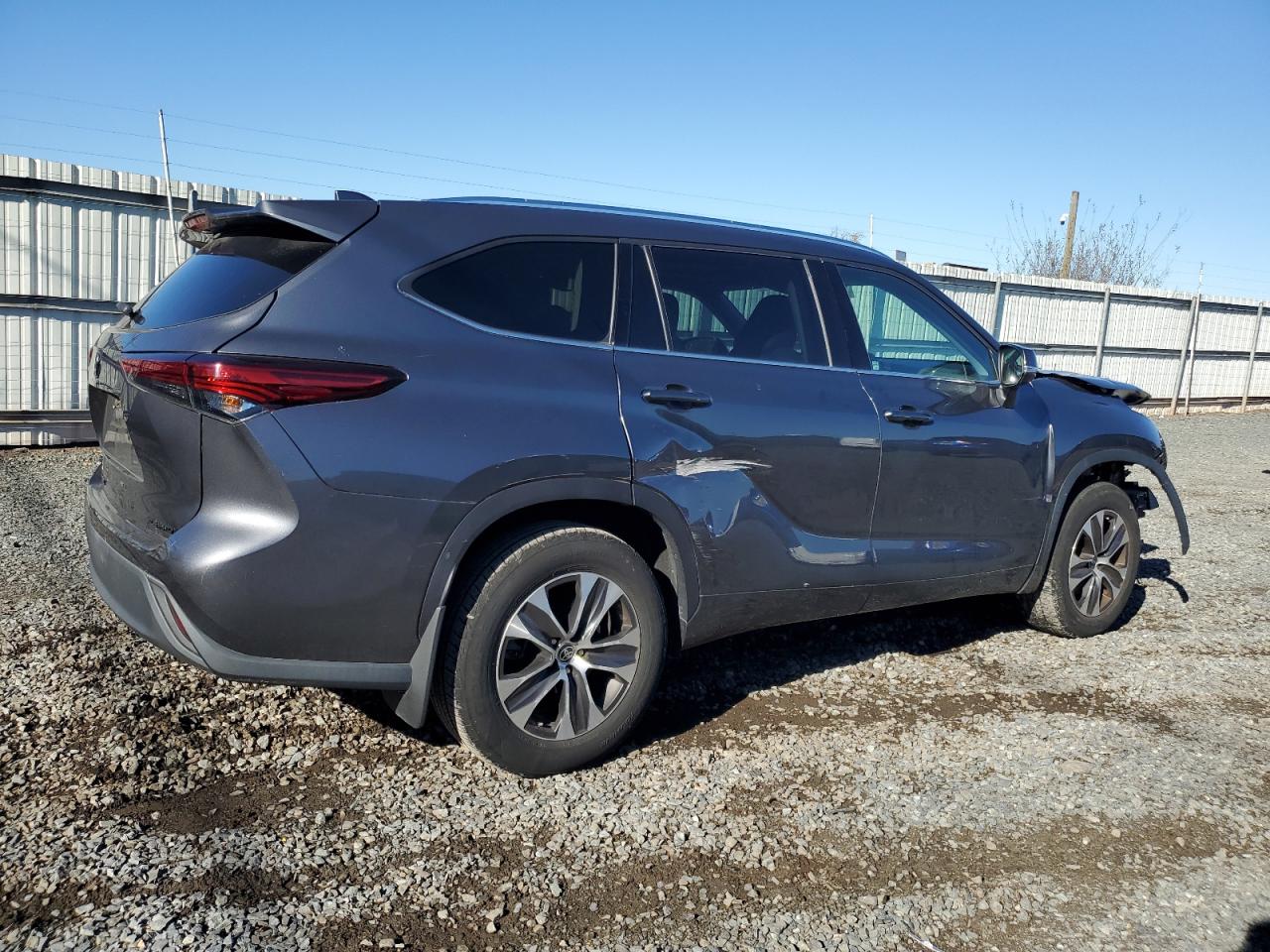 TOYOTA HIGHLANDER XLE