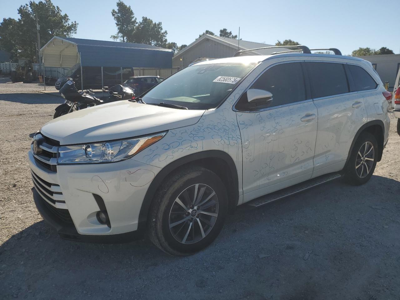 TOYOTA HIGHLANDER SE