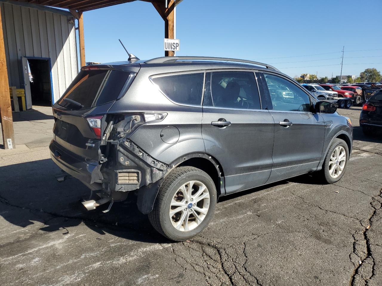 FORD ESCAPE SE