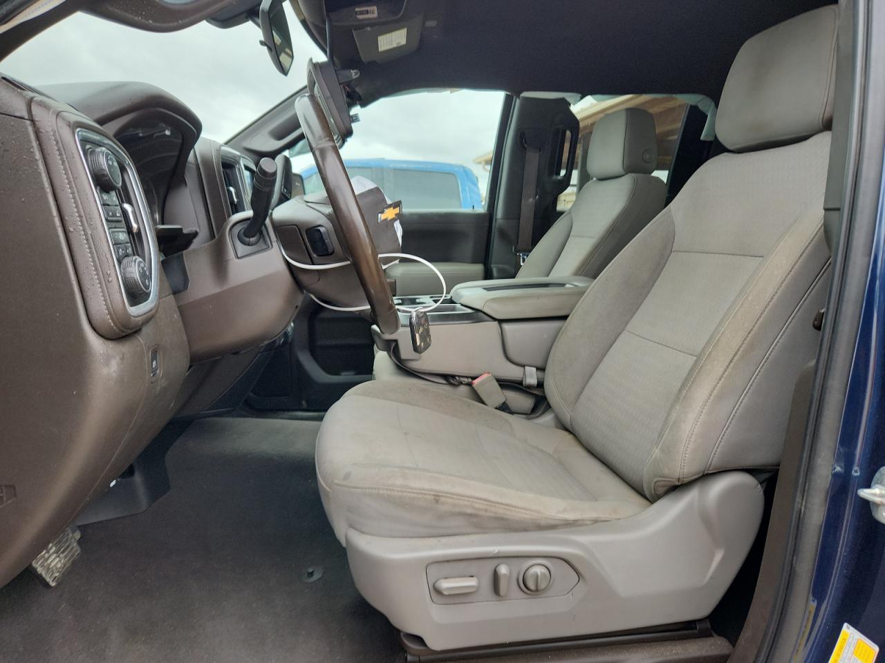 CHEVROLET SILVERADO K1500 LT