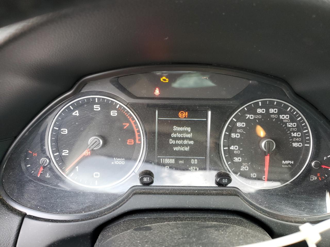 AUDI Q5 PREMIUM PLUS