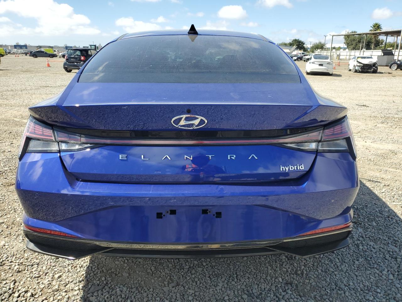 HYUNDAI ELANTRA LIMITED