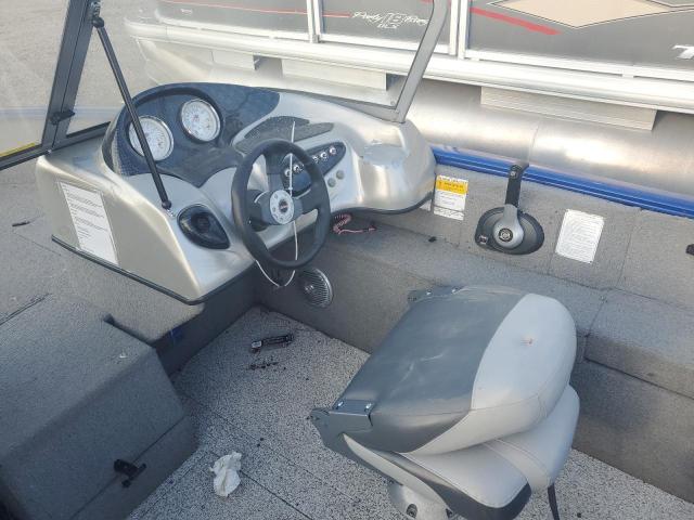 2011 TRACKER BOAT #3310348000