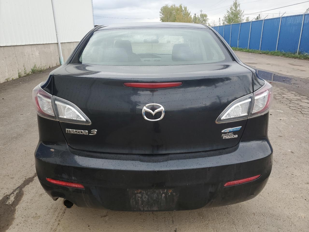 MAZDA 3 I