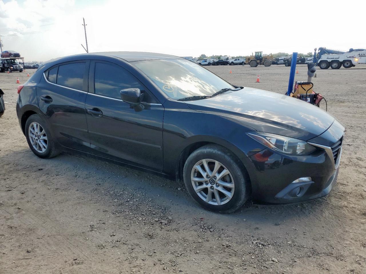 MAZDA 3 TOURING