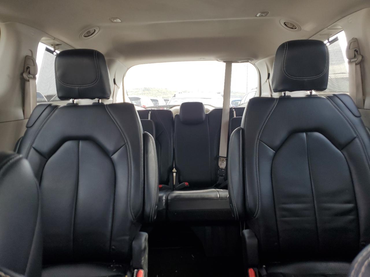 CHRYSLER PACIFICA TOURING L