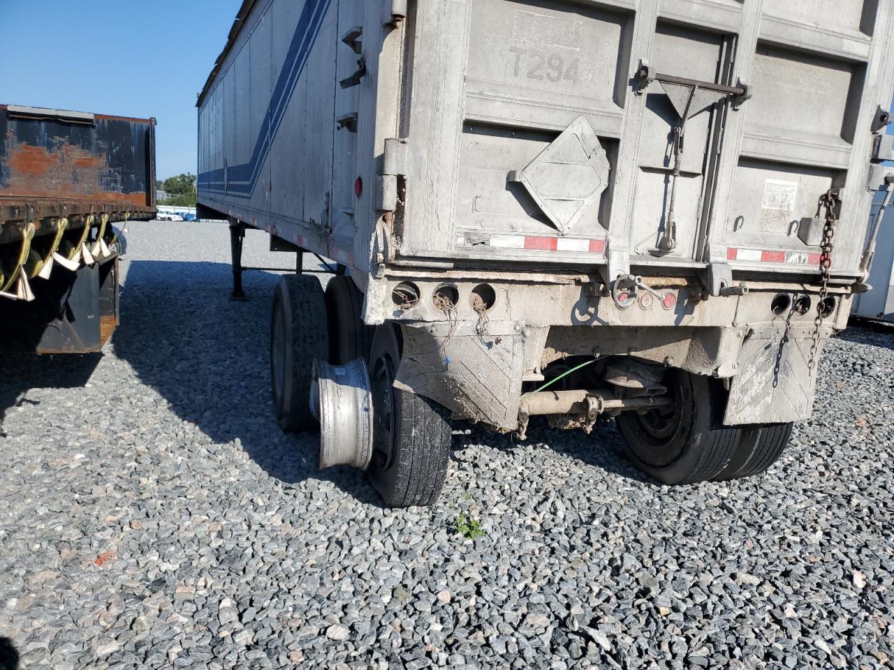 Lot #3270916457 1998 TRAIL KING END DUMP TRAILER