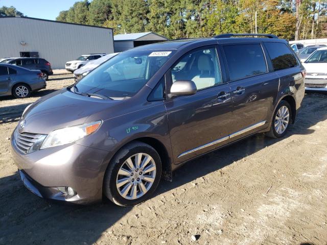2016 TOYOTA SIENNA XLE #3296305422