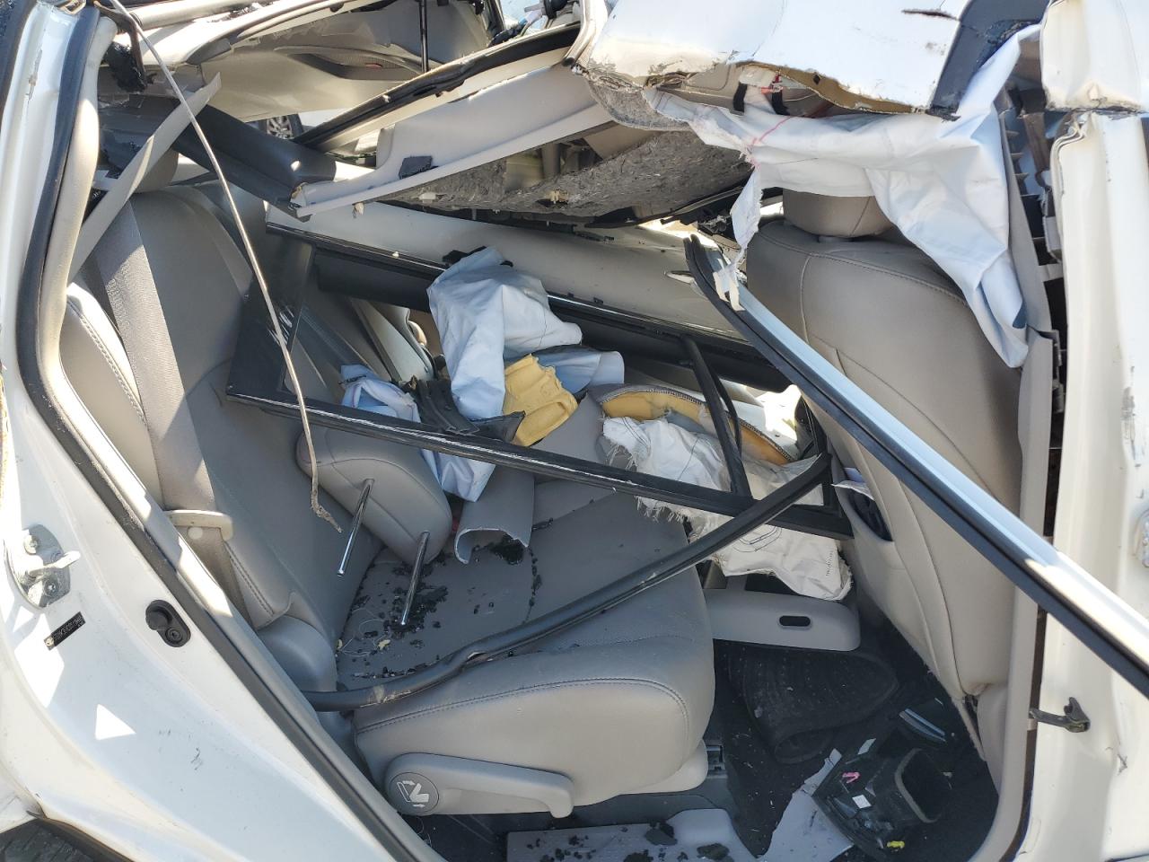 TOYOTA HIGHLANDER LIMITED