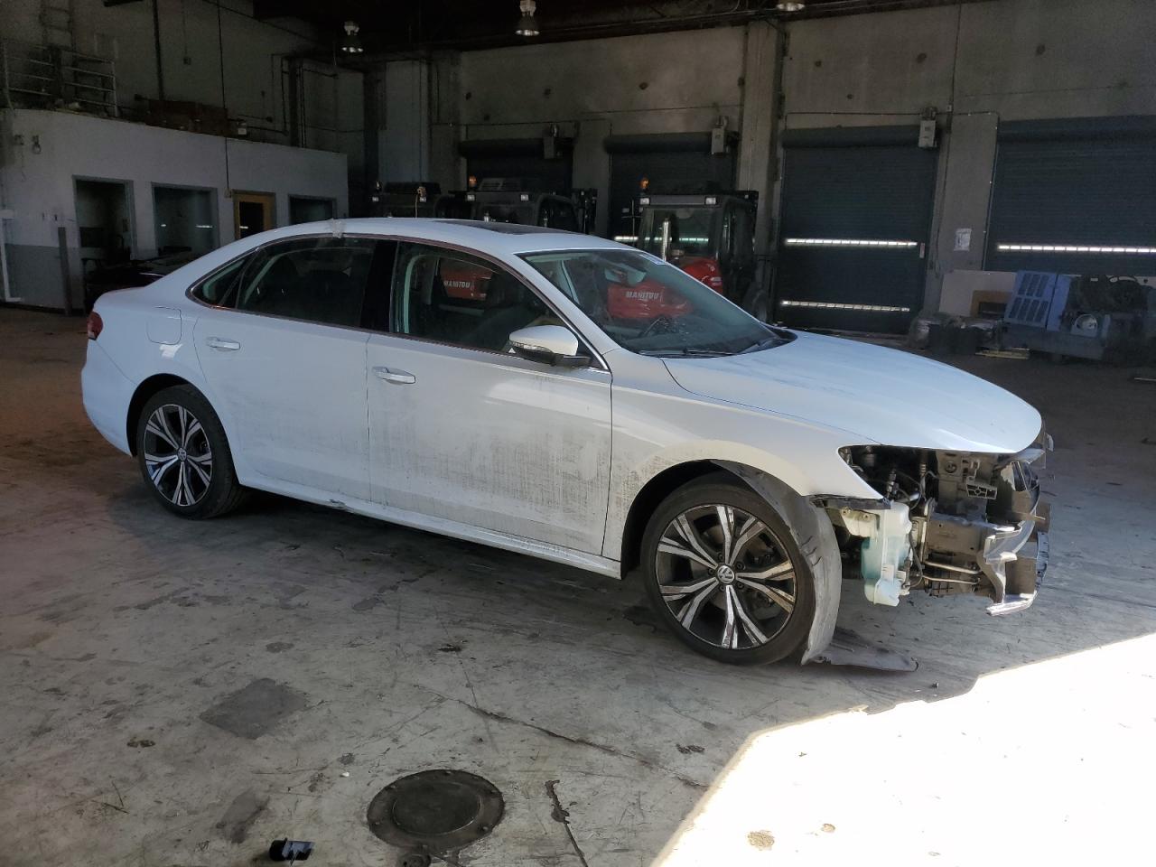 VOLKSWAGEN PASSAT SE