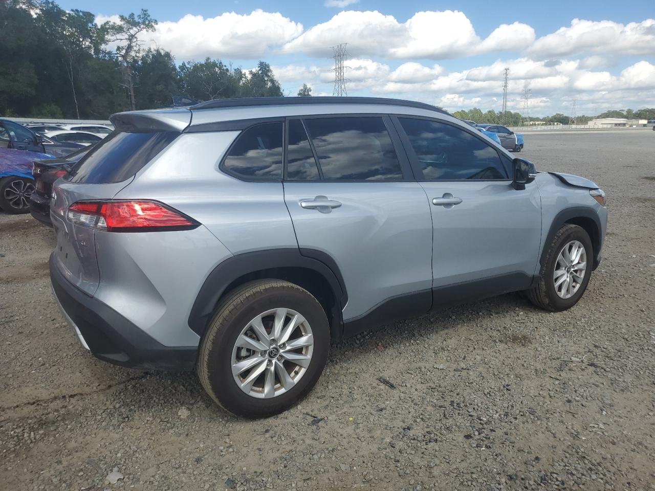 TOYOTA COROLLA CROSS LE