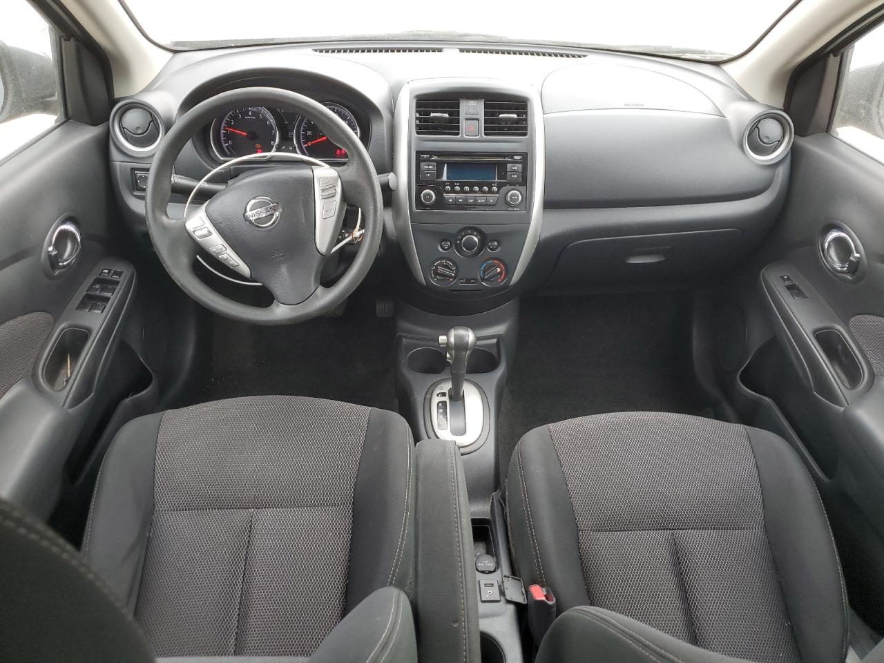 NISSAN VERSA S