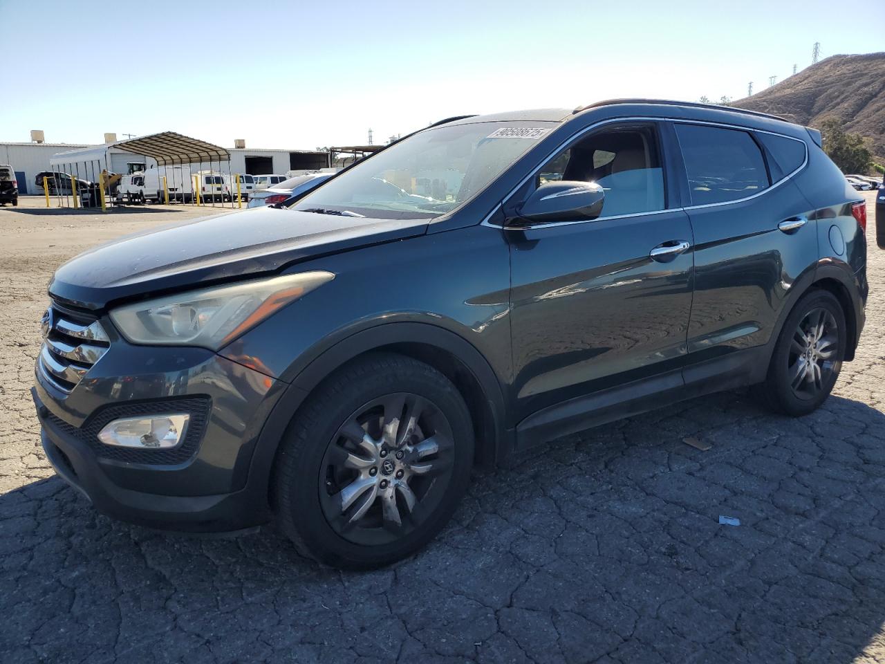 Lot #3290179255 2013 HYUNDAI SANTA FE S