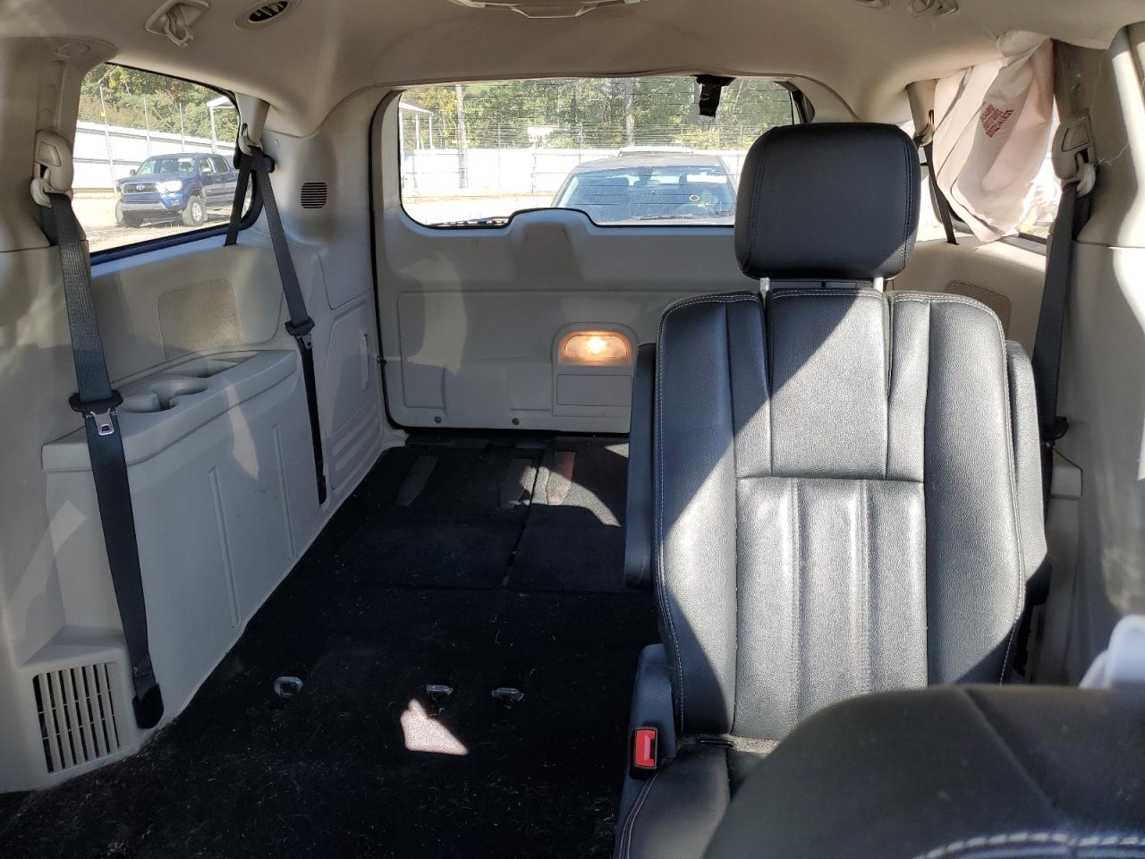 CHRYSLER TOWN & COUNTRY TOURING