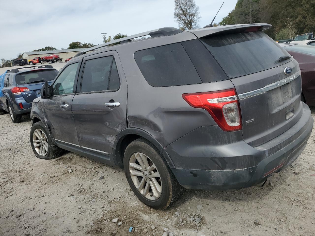 FORD EXPLORER XLT