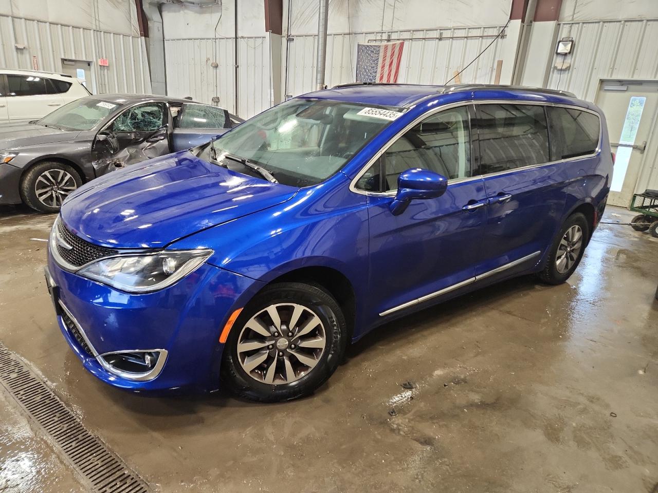 CHRYSLER PACIFICA TOURING L PLUS