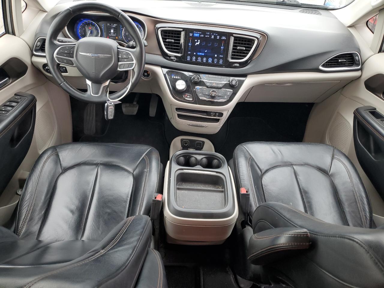 CHRYSLER PACIFICA TOURING L