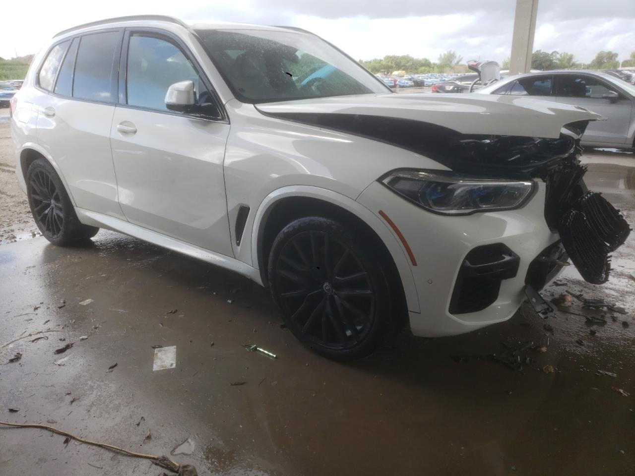 BMW X5 M M50I