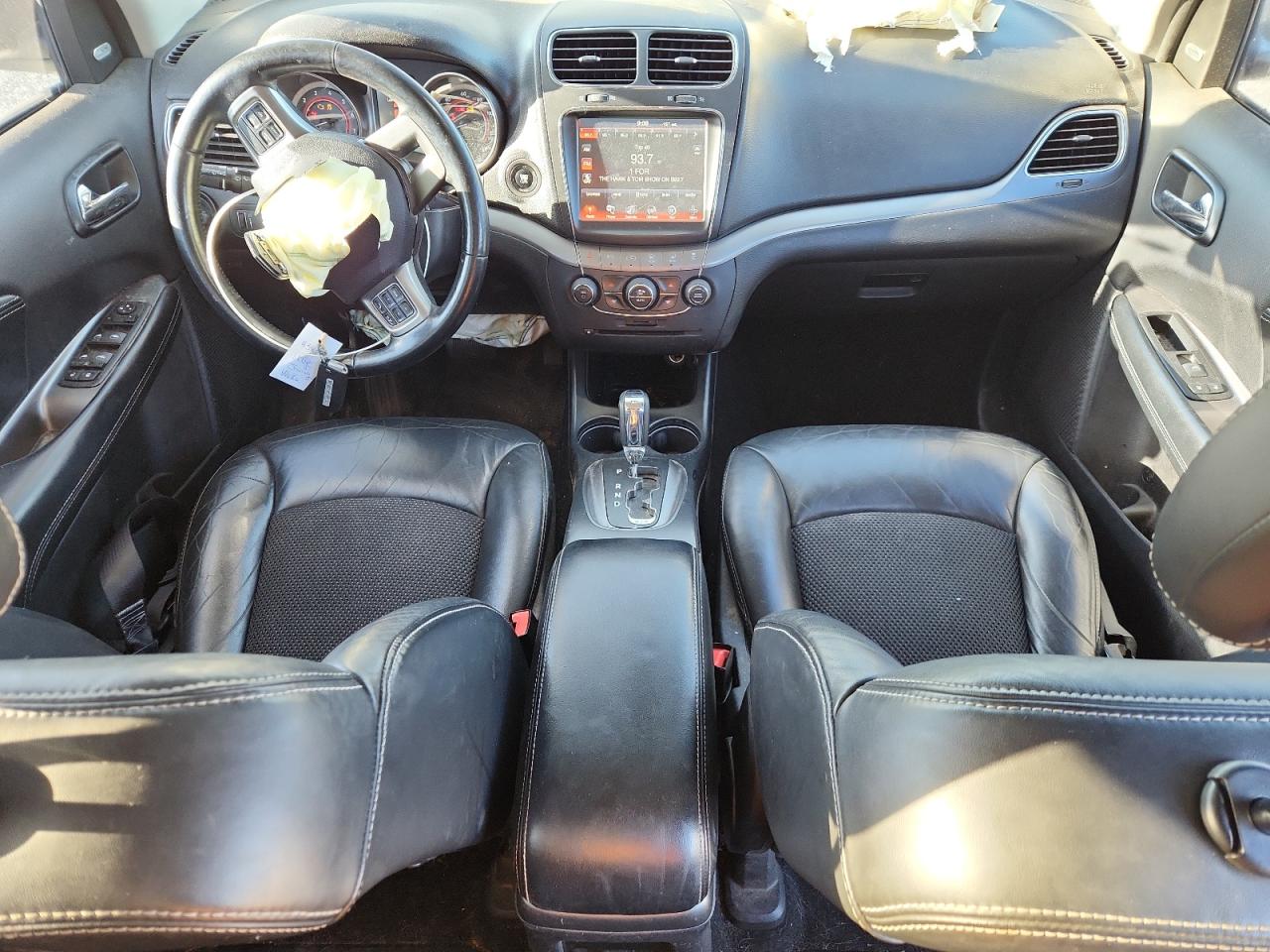 DODGE JOURNEY CROSSROAD