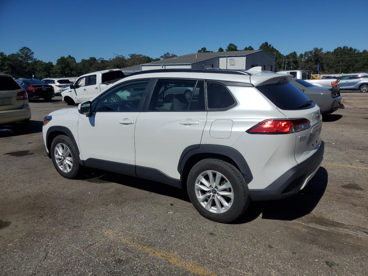 TOYOTA COROLLA CROSS LE