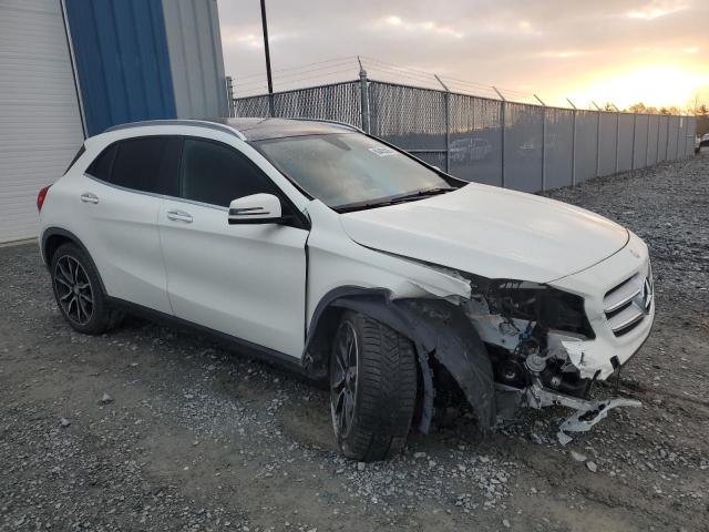 2017 MERCEDES-BENZ GLA 250 4M - WDCTG4GB3HJ364050