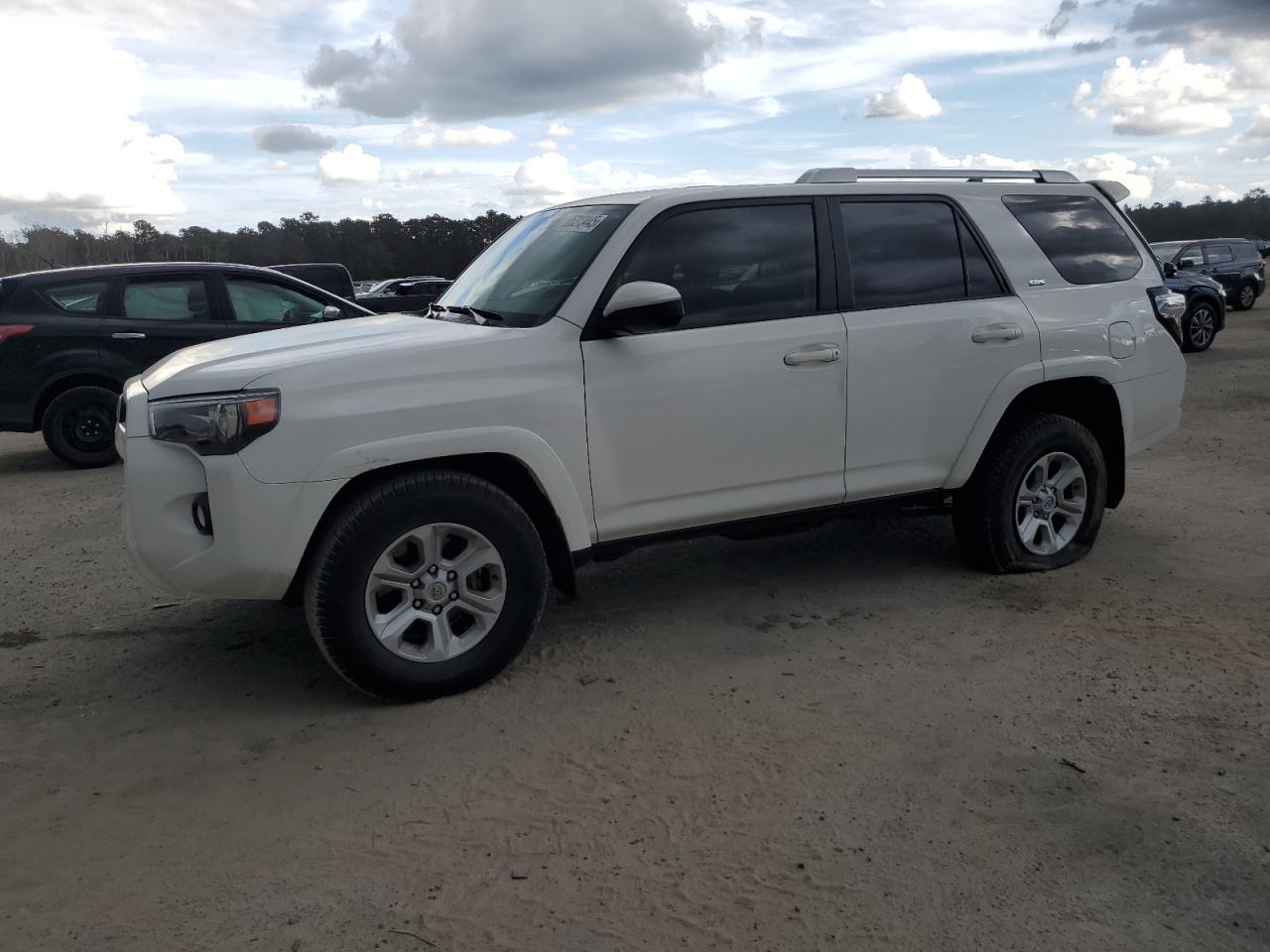 TOYOTA 4RUNNER SR5