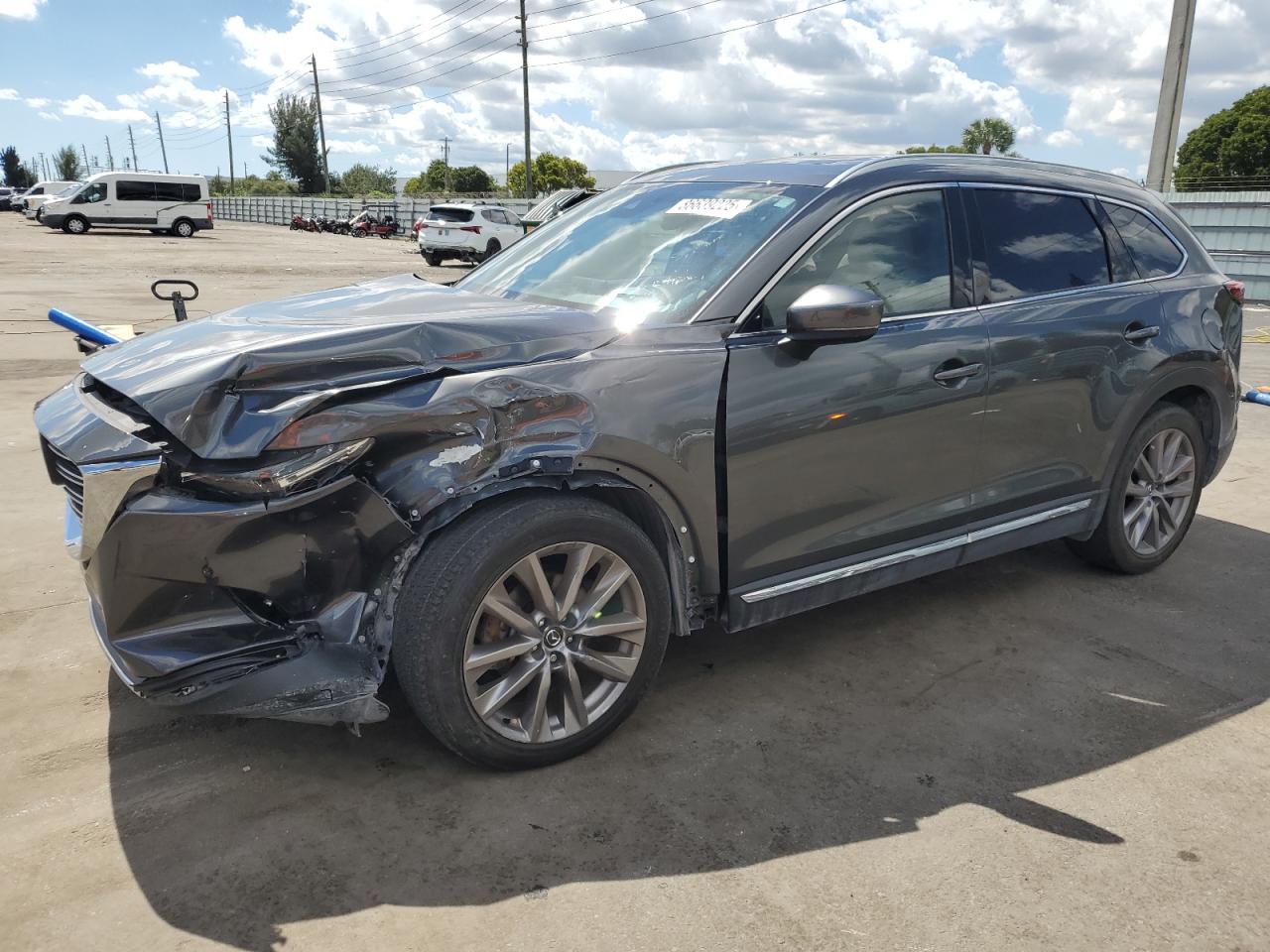 MAZDA CX-9 GRAND TOURING