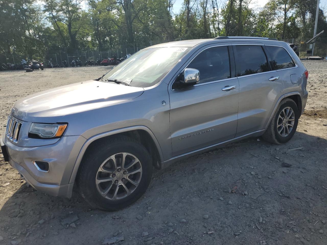  Salvage Jeep Grand Cherokee