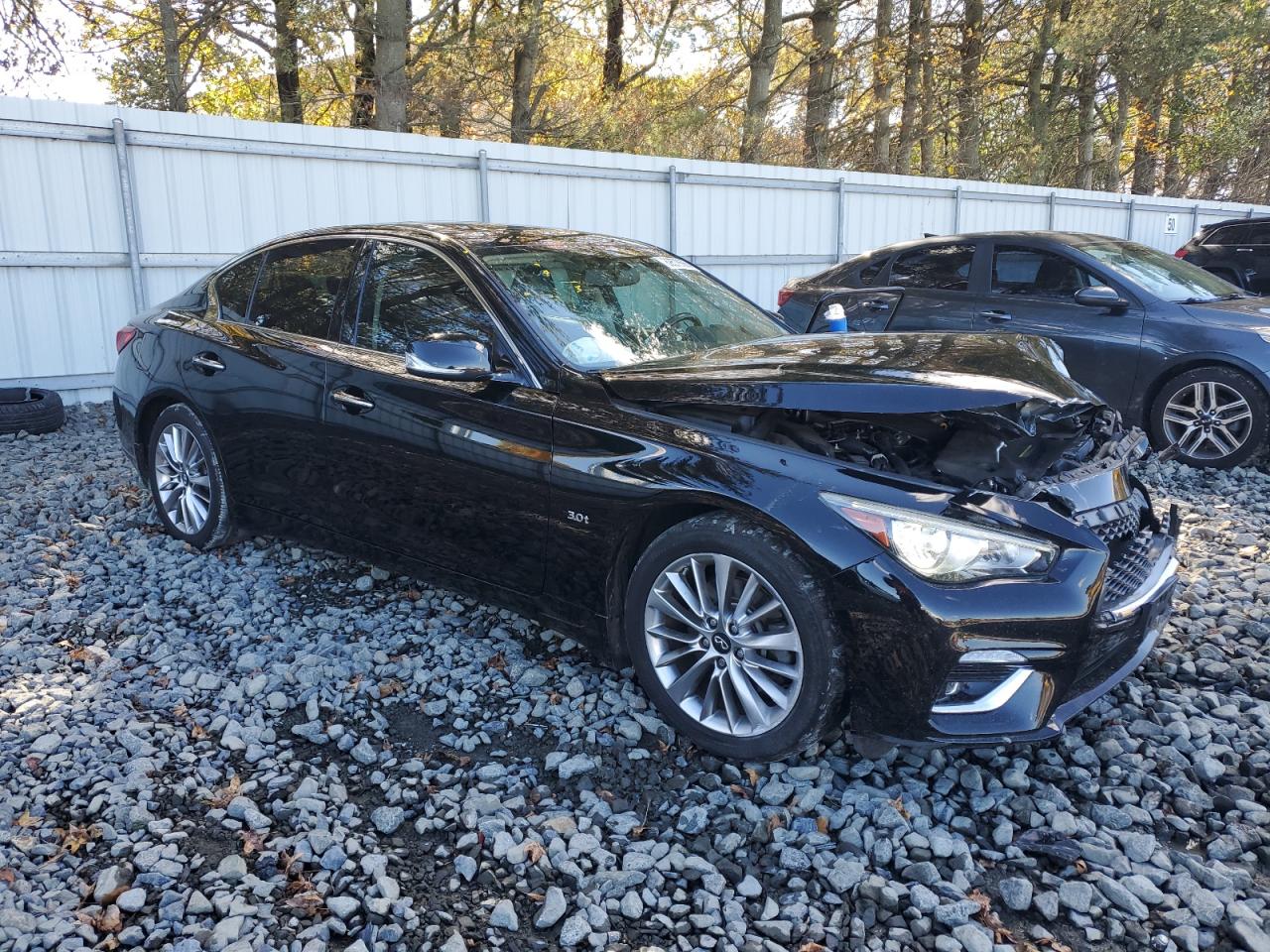 INFINITI Q50 LUXE