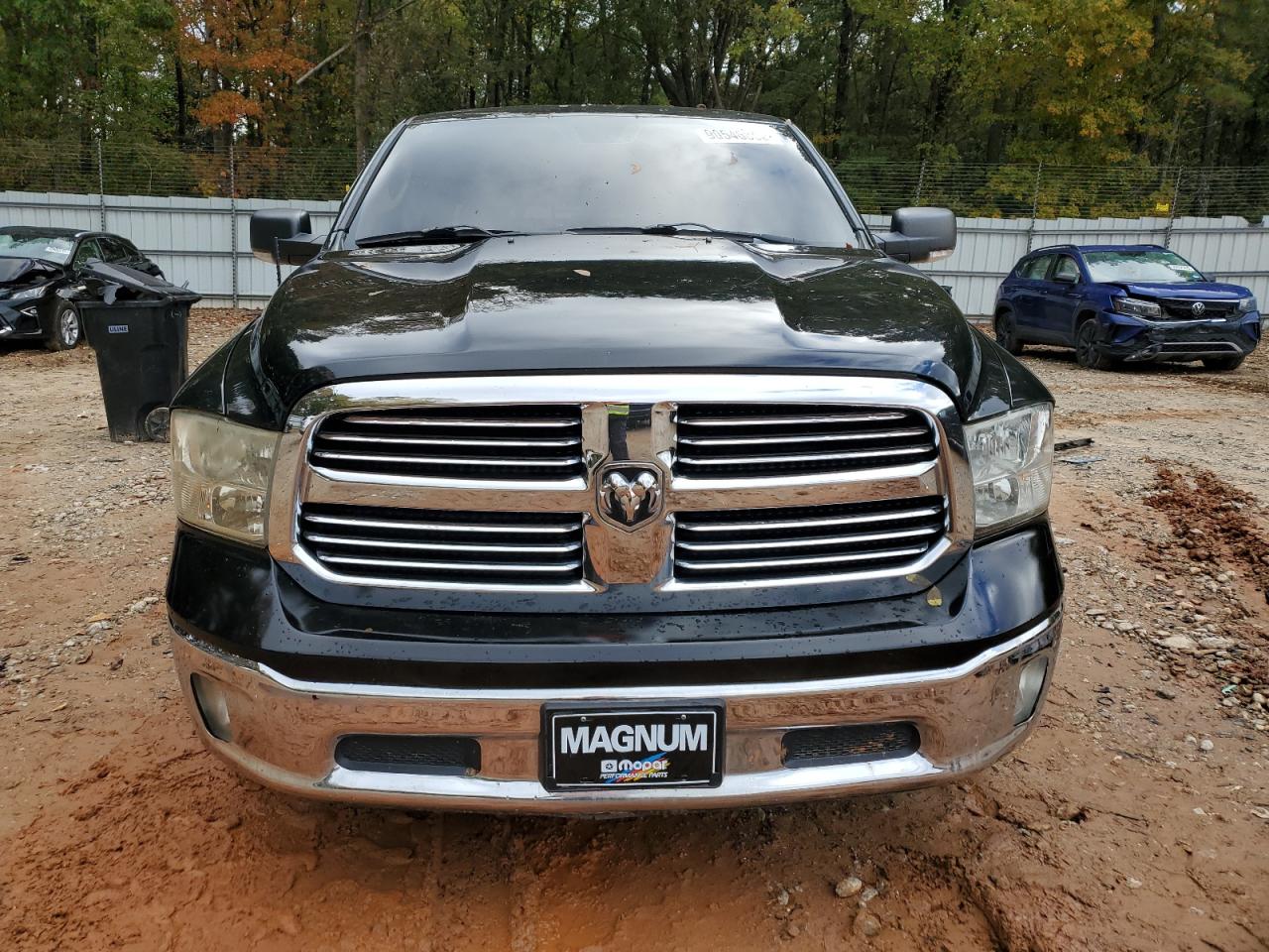 RAM 1500 SLT