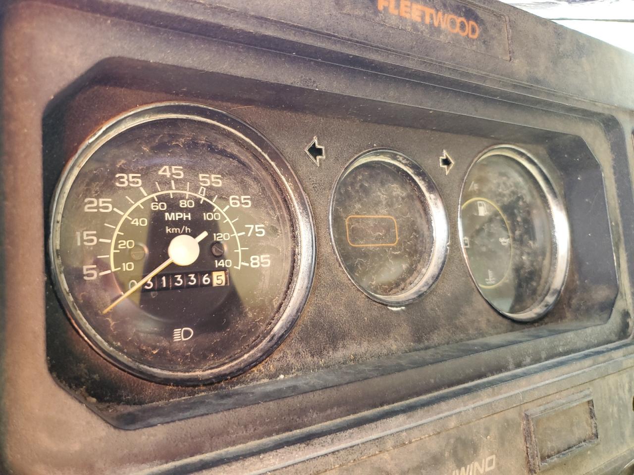 Lot #3286830220 1998 FLEETWOOD SOUTHWIND