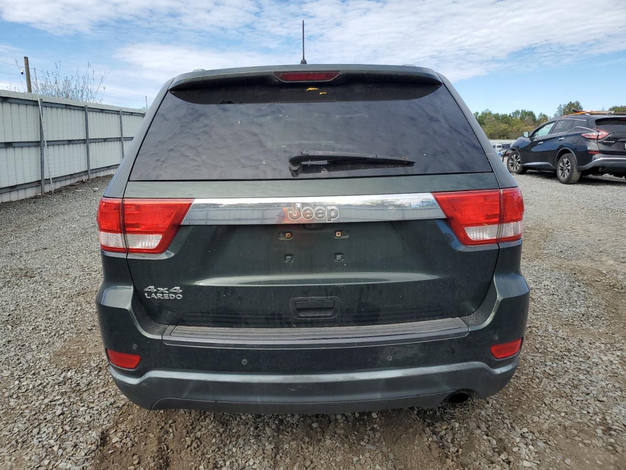 JEEP GRAND CHEROKEE LAREDO