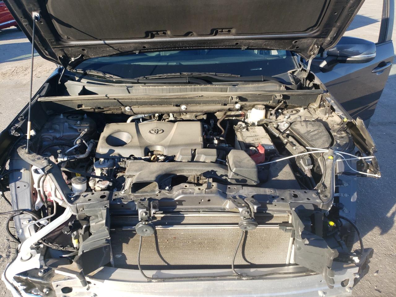 TOYOTA RAV4 XLE PREMIUM