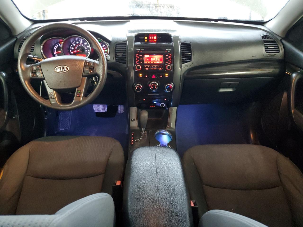 KIA SORENTO BASE
