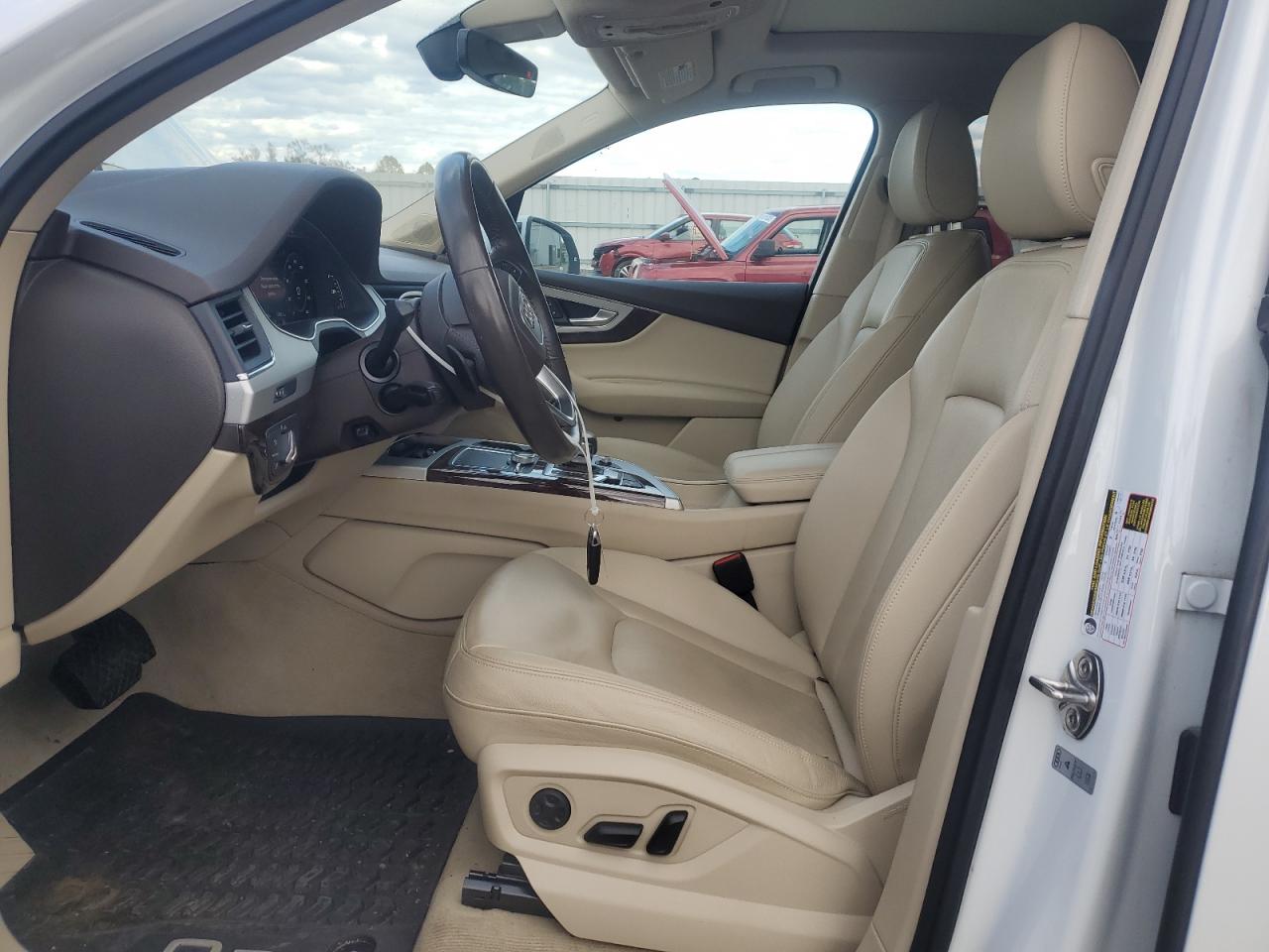 AUDI Q7 PREMIUM PLUS