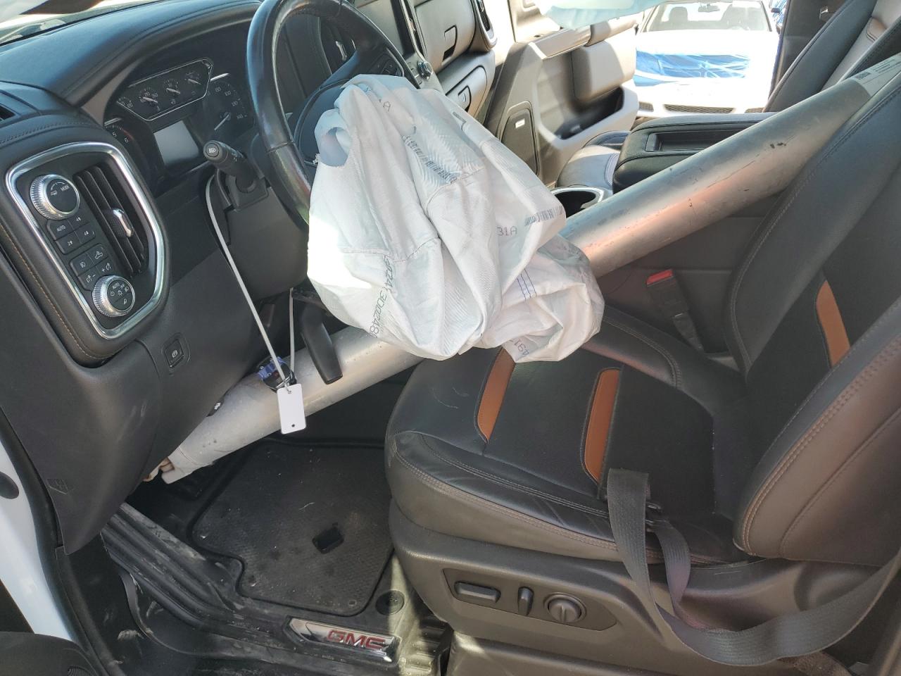 GMC SIERRA K1500 AT4