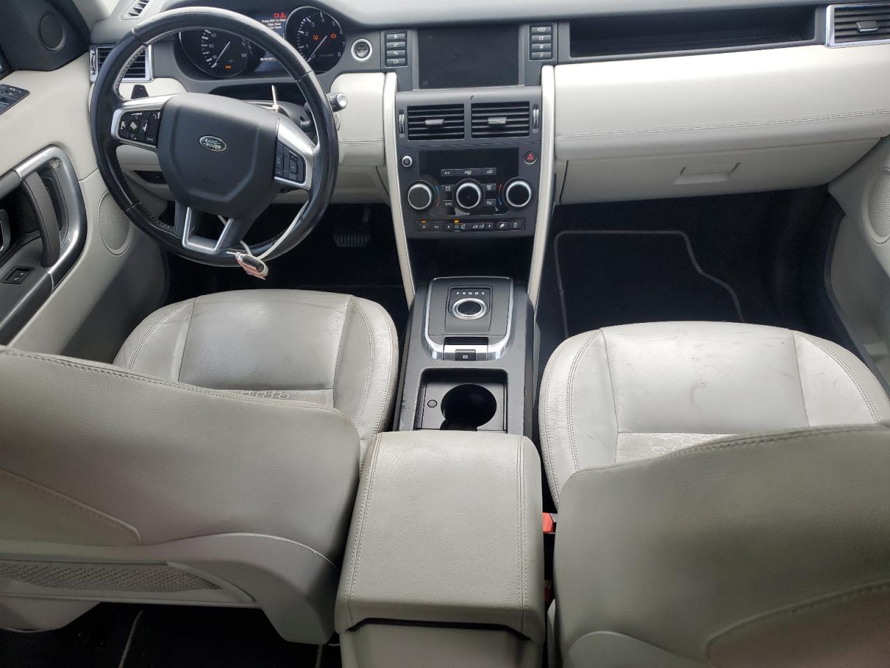 Lot #3296363118 2016 LAND DISCOVERY SPORT SE